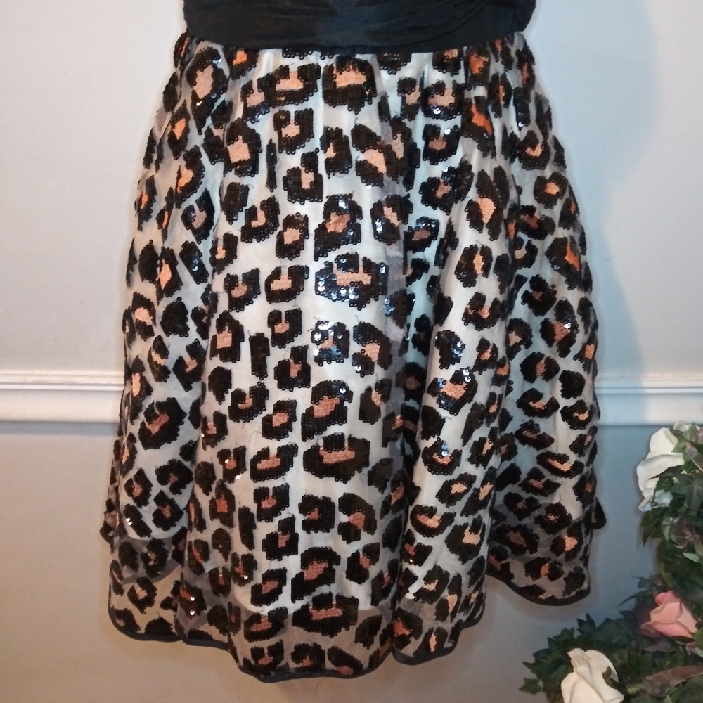 Betsey Johnson Sparkly Sequinned Leopard Print Strapless Special Occasion Dress - Picture 3 of 12